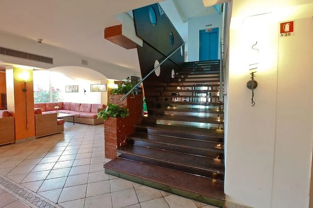 Grand Hotel Azzurra Club ليدو أدريانو إيطاليا